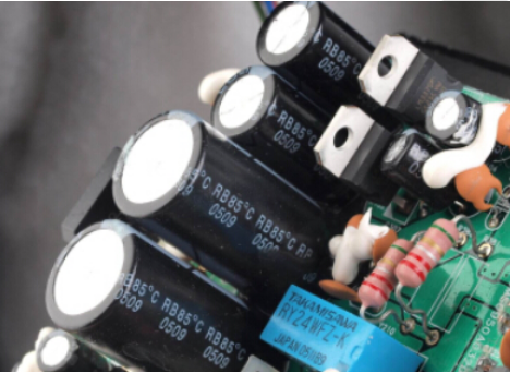 「黑金剛電容」電容器的結(jié)構(gòu)、原理及作用